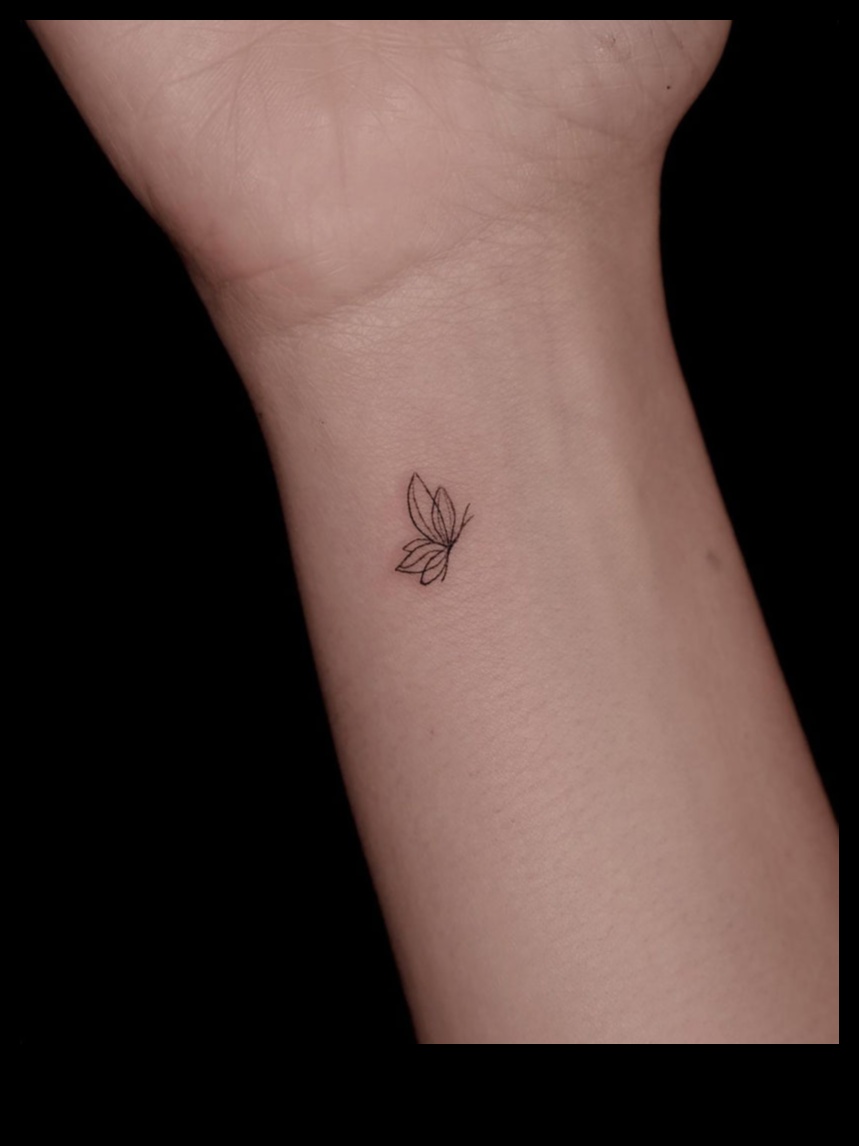 קעקועים על היד כקנבס לנרטיבים אישיים 5 צוות זעירות: סיפורים בעלי משמעות בקעקועים על היד