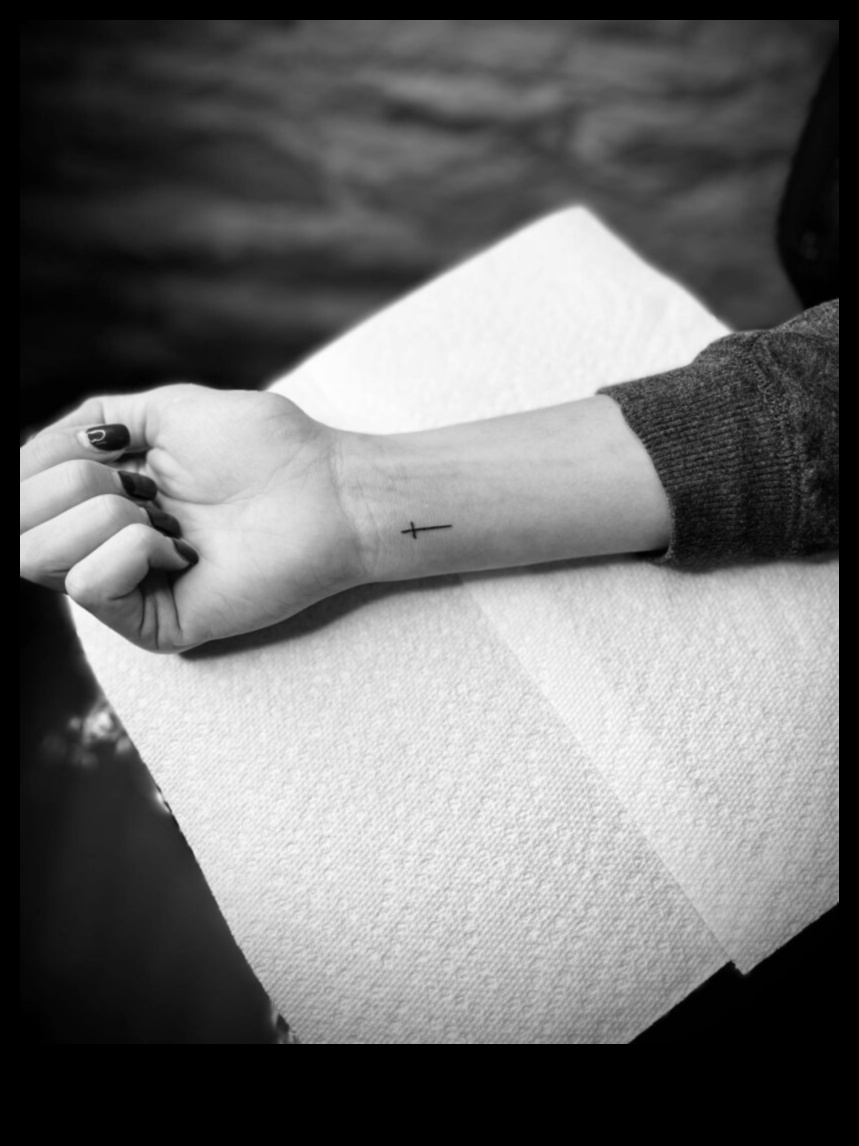 קעקועים על היד כקנבס לנרטיבים אישיים 3 צוות זעירות: סיפורים בעלי משמעות בקעקועים על היד