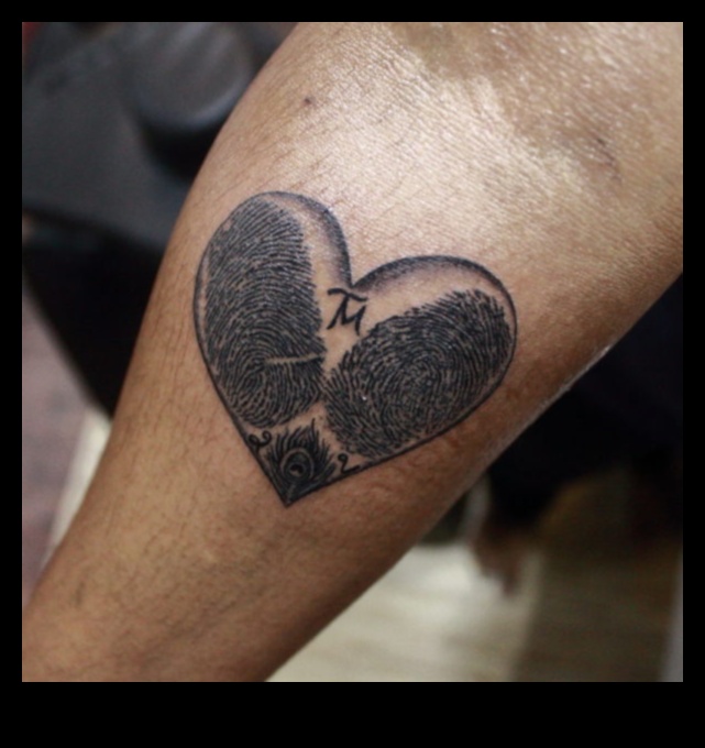 רומנטיקה מקועקעת ביטוי קבוע לעומקה העמוק של האהבה 4 רומנטיקה מקועקעת: מבטאת את העומק העמוק של האהבה באמצעות קעקועים מלאי אומנות