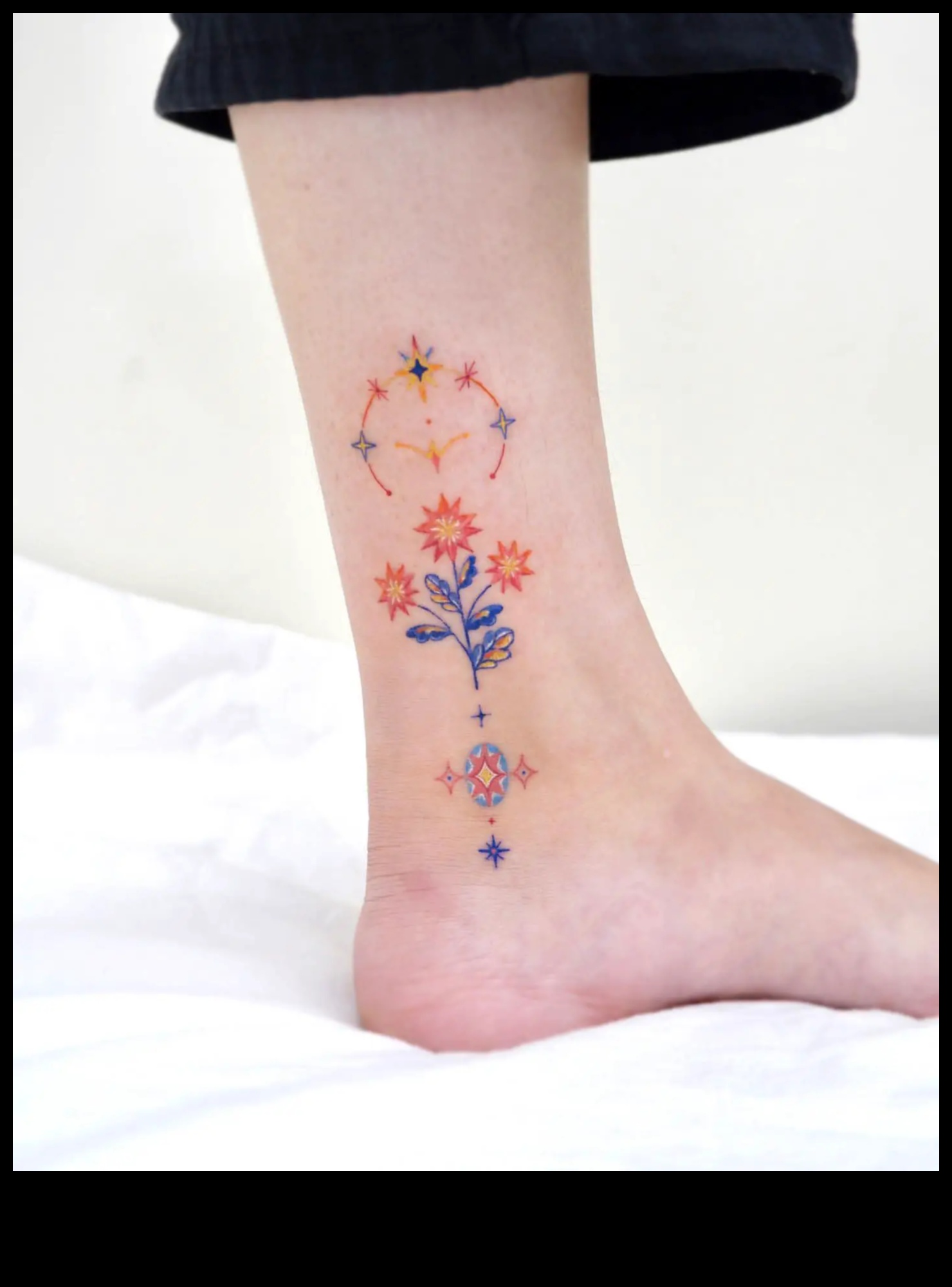 קישוטי הקרסול: גלה יצירות מופת מיניאטוריות