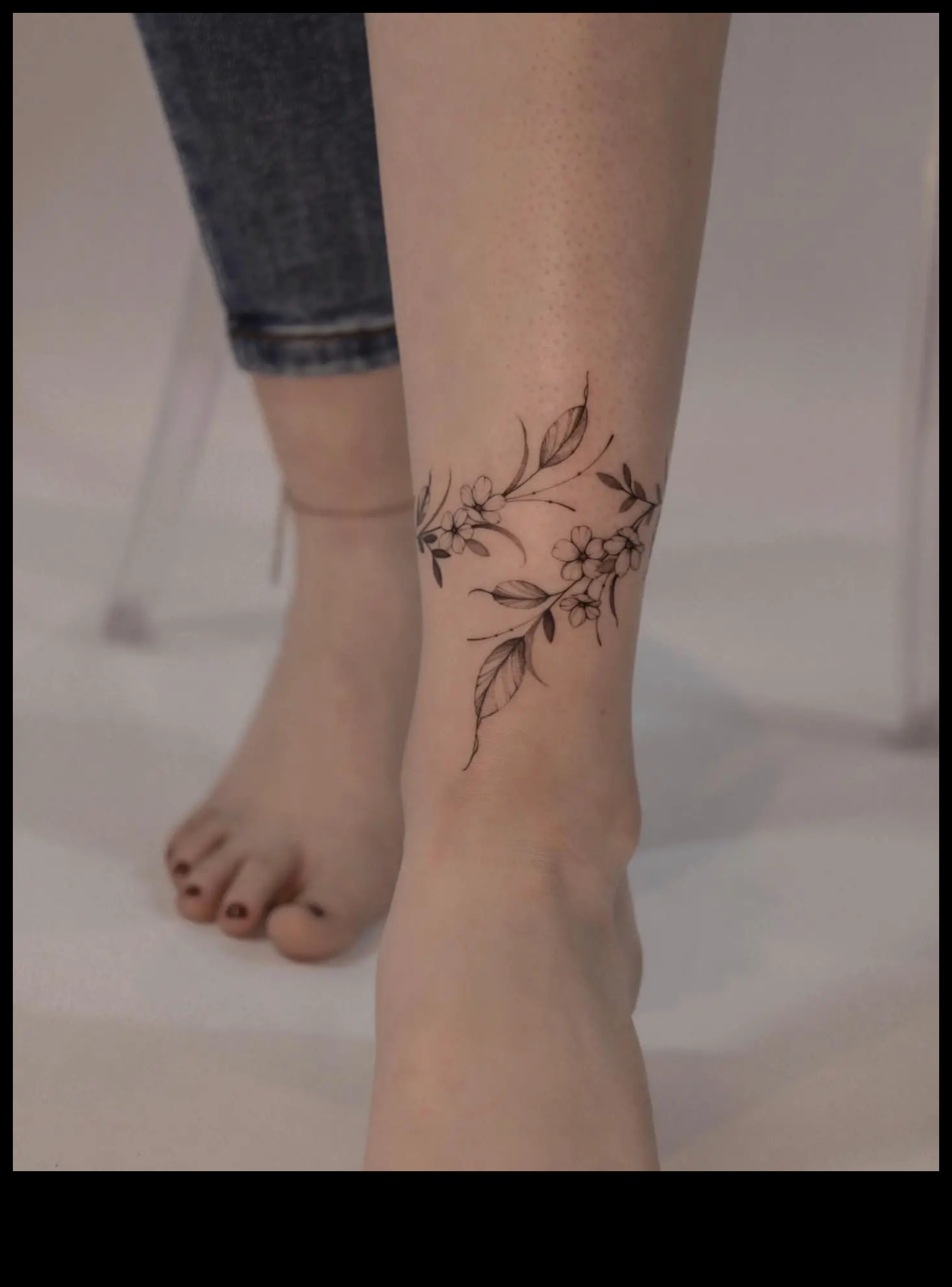 קישוטי הקרסול: גלה יצירות מופת מיניאטוריות